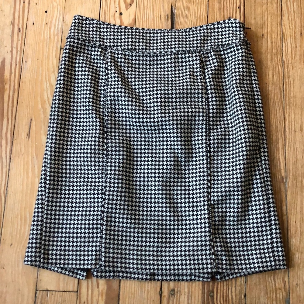 Banana Republic Herringbone Size 6 Skirt